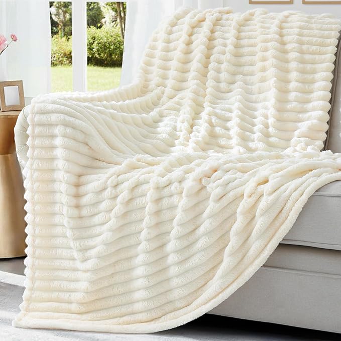 decorUhome Christmas Soft Fleece Cream White Throw Blanket for Couch, Cozy Fluffy Plush Flannel Striped Blanket for Sofa Bed, Lightweight Decorative Ribbed Fuzzy Blanket for Woman, 50x60 Inches