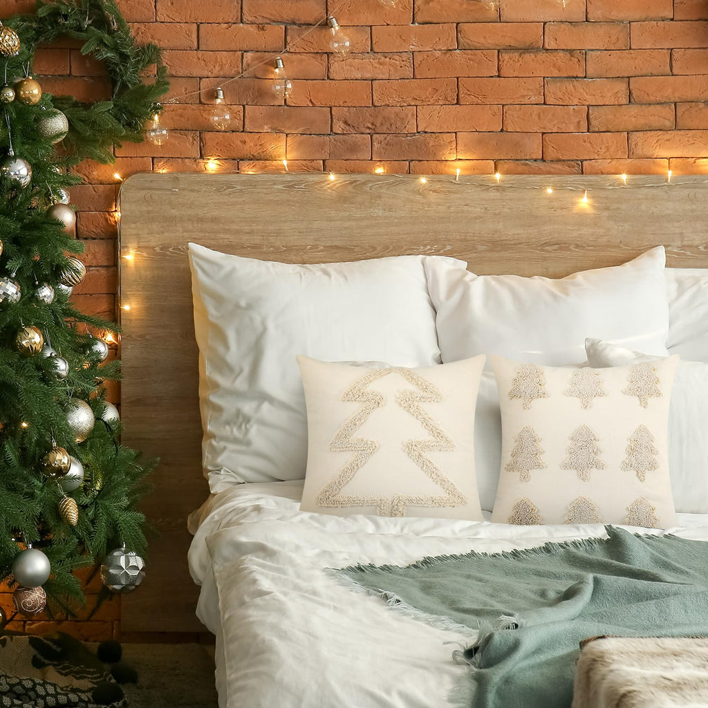 Beeveer 2 Pcs Beige Christmas Pillow Covers 18 x 18 Inch Decorative Boho Farmhouse Pillowcase White Tufted Tree Christmas Pillow Cases for Couch Sofa Holiday Bedroom Living Room Home Present