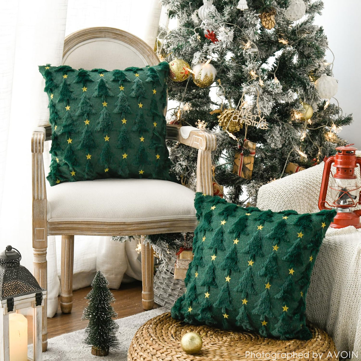 AVOIN colorlife Christmas Tree Star Green Throw Pillow Cover Set of 2, 18 x 18 Inch Soft Plush Faux Fur Jacquard Festivals Winter Cushion Case Decoration for Sofa Couch