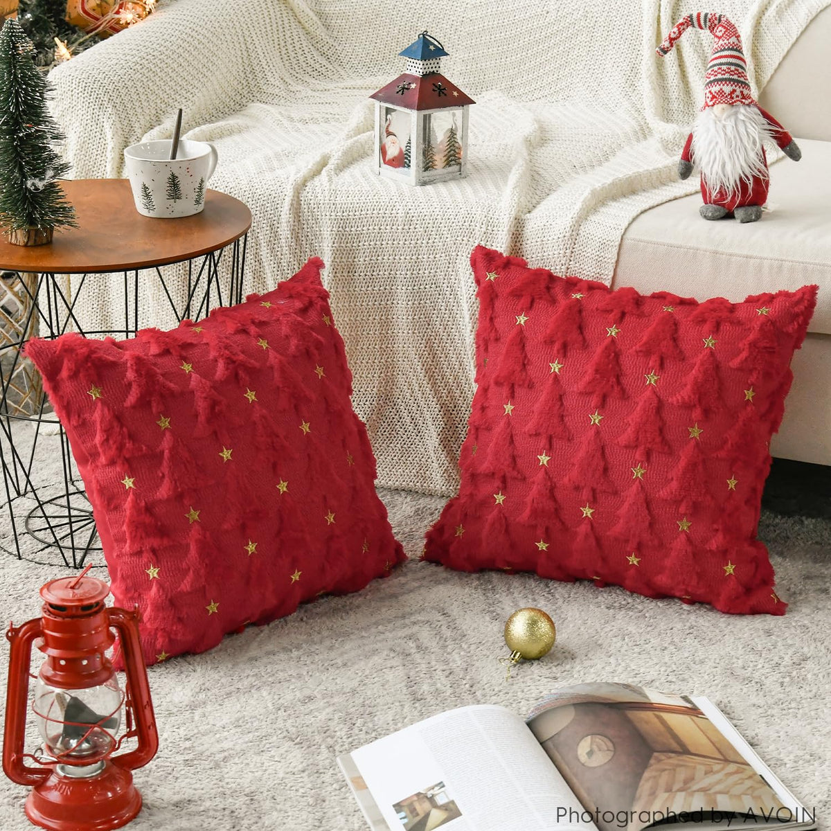 AVOIN colorlife Christmas Tree Star Red Throw Pillow Cover Set of 2, 18 x 18 Inch Soft Plush Faux Fur Jacquard Festivals Winter Cushion Case Decoration for Sofa Couch
