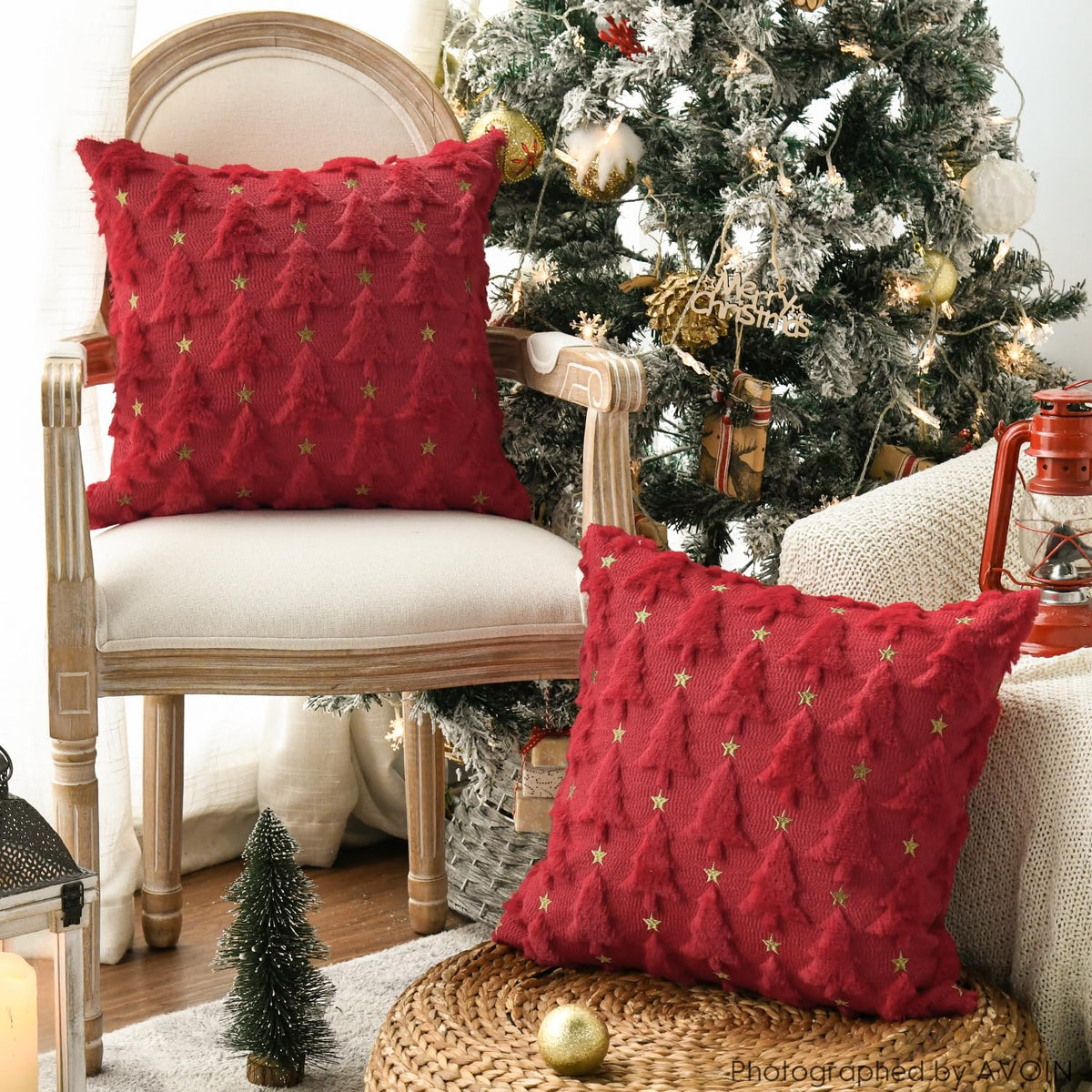AVOIN colorlife Christmas Tree Star Red Throw Pillow Cover Set of 2, 18 x 18 Inch Soft Plush Faux Fur Jacquard Festivals Winter Cushion Case Decoration for Sofa Couch